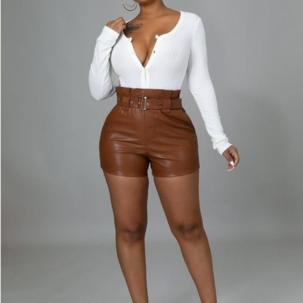 KiKi Short